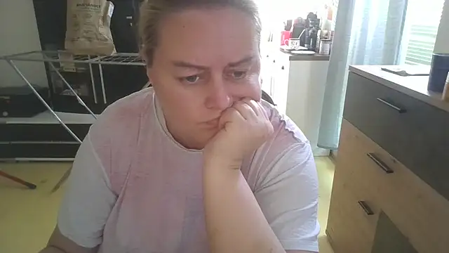 Meliss Official9 online show from March 21, 2025, 6:16 am