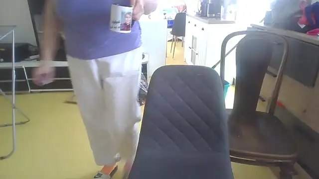 Meliss Official9 online show from February 12, 2026, 10:10 am