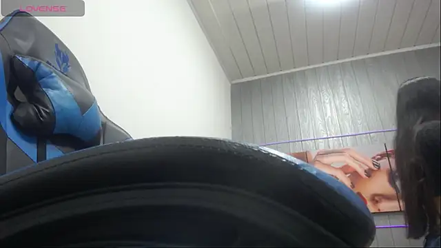 Catalehia Milk online show from March 8, 2025, 4:12 am