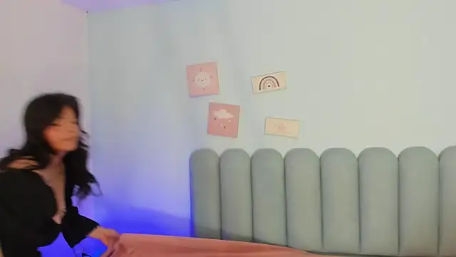 Snapshot of curvy_rousi chatting on January 18, 2026, 11:47 am curvy rousi online show from January 18, 2026, 11:47 am