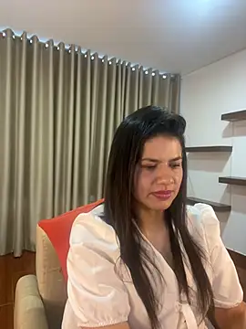 Alice Biel online show from January 11, 2025, 4:57 pm