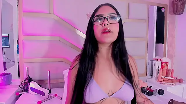 dollsweety online show from November 19, 2025, 1:27 am