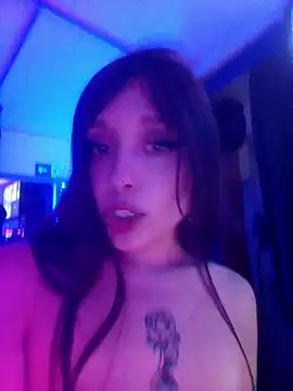 bbferlinaa online show from February 6, 2026, 6:00 pm