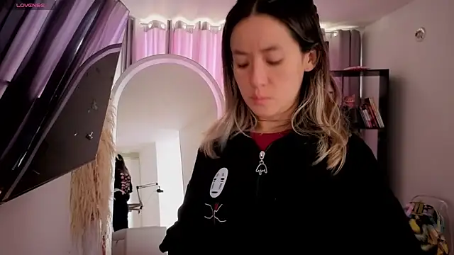 sexfire lalita online show from March 19, 2026, 5:06 pm