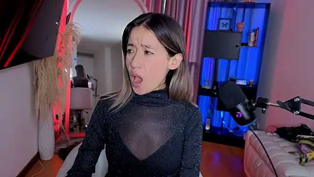 sexfire lalita online show from April 16, 2026, 8:42 pm