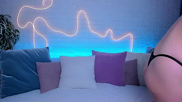 rossy babe  online show from October 28, 2025, 12:14 am