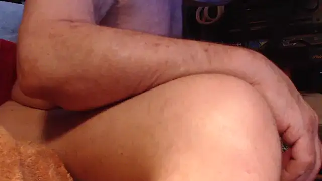 DREAMZ420 online show from November 20, 2025, 9:14 pm