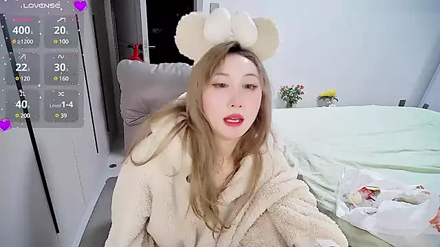 Xiaoyu-G online show from March 21, 2025, 1:13 am