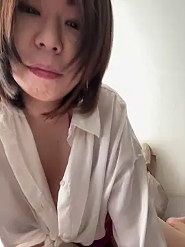 Yukimi- online show from December 11, 2024, 4:28 am