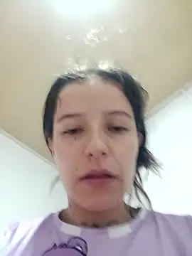 valentinasu1 online show from January 8, 2026, 3:14 pm