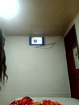 valentinasu1 online show from January 10, 2026, 4:03 am