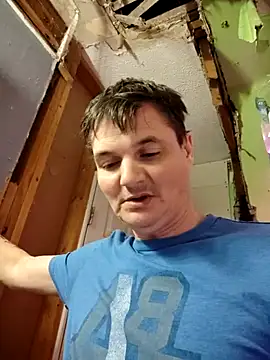 023Longandjuicy online show from January 9, 2026, 2:03 am