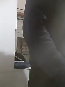 Snapshot of jonyfree1978 chatting on December 28, 2024, 5:44 am jonyfree1978 online show from December 28, 2024, 5:44 am