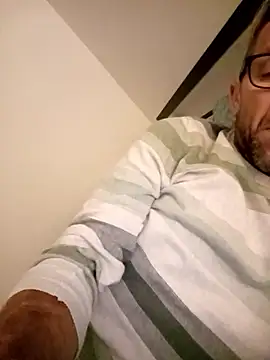 Snapshot of jonyfree1978 chatting on September 10, 2025, 9:37 pm jonyfree1978 online show from September 10, 2025, 9:37 pm