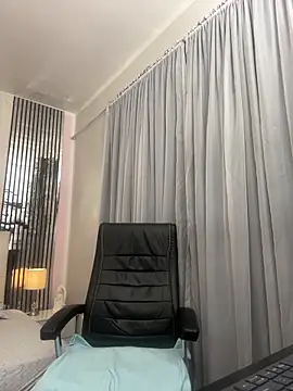 liss black online show from January 17, 2026, 4:17 am