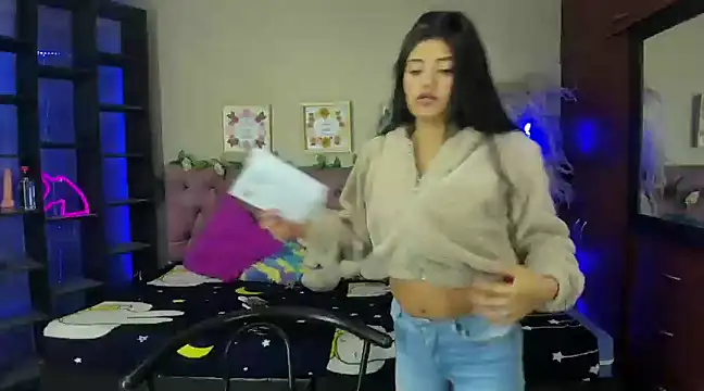 Lia Keen online show from January 20, 2025, 8:18 pm