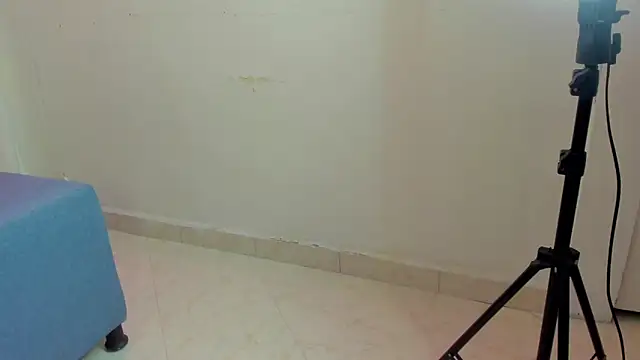 Itsme Daniela online show from December 7, 2024, 3:30 pm