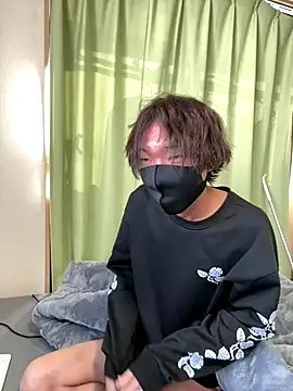 UKI06 online show from December 5, 2024, 5:37 am