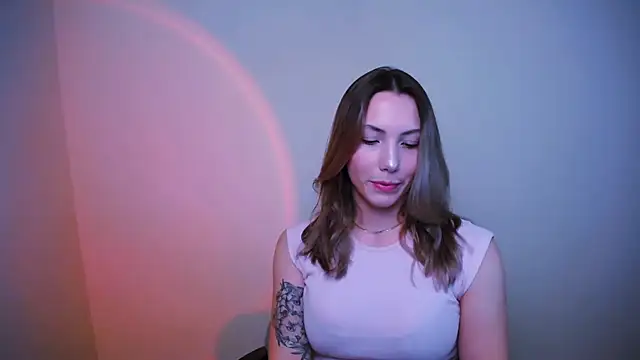 VanessaMay  online show from December 18, 2024, 5:52 pm