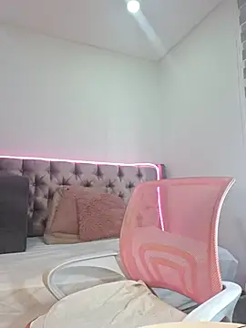 Anal Luucia online show from October 6, 2025, 12:13 pm