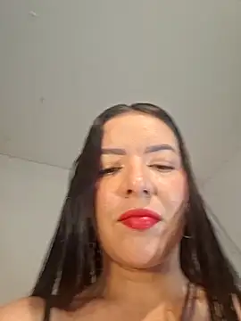 Anal Luucia online show from June 8, 2026, 12:05 pm