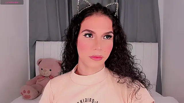 gatitavenecis online show from October 3, 2025, 2:25 pm