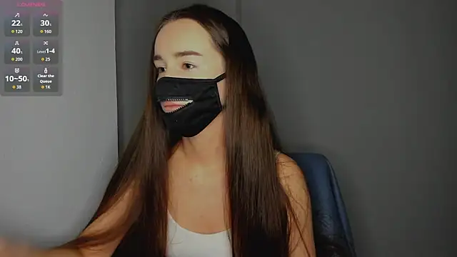 AngelinaAdderly online show from May 9, 2026, 7:41 pm