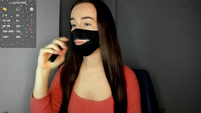 AngelinaAdderly online show from May 10, 2026, 8:03 pm