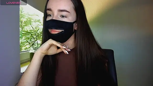 AngelinaAdderly online show from May 25, 2026, 1:50 pm