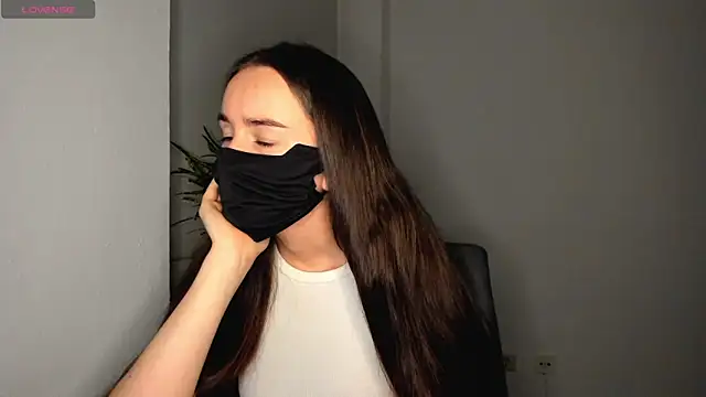 AngelinaAdderly online show from May 28, 2026, 9:34 pm
