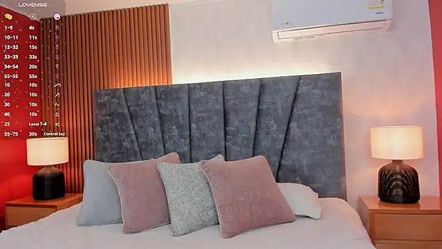 pretty sunlight  online show from February 16, 2025, 1:47 am