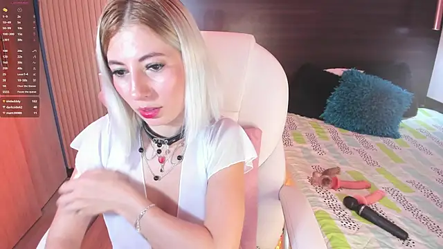 melody starr online show from March 4, 2025, 5:00 am