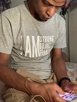 Snapshot of Johnras121 chatting on October 29, 2025, 1:52 am Johnras121 online show from October 29, 2025, 1:52 am