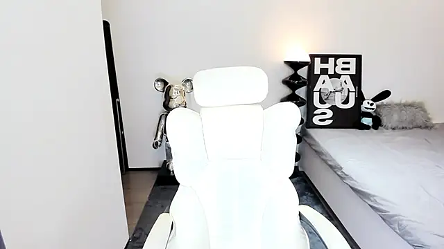 bdbdzs online show from February 16, 2025, 9:48 pm