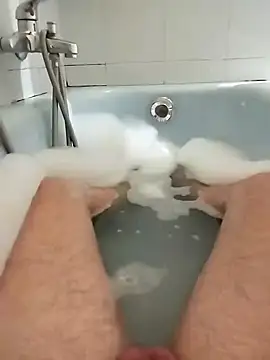 hexsmith96 online show from December 16, 2024, 8:48 pm