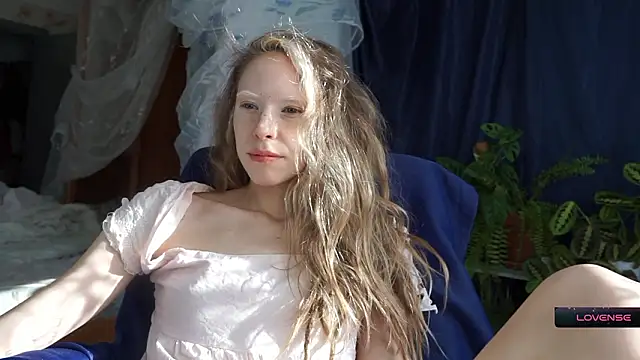  Phantom thread  online show from February 25, 2026, 11:31 am