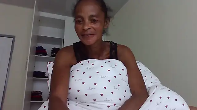 sweets 80 online show from September 28, 2025, 12:10 pm