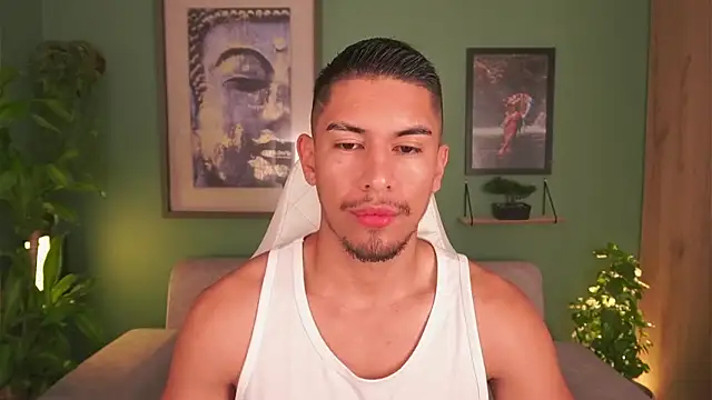 Aaronfox x online show from February 4, 2025, 9:07 am