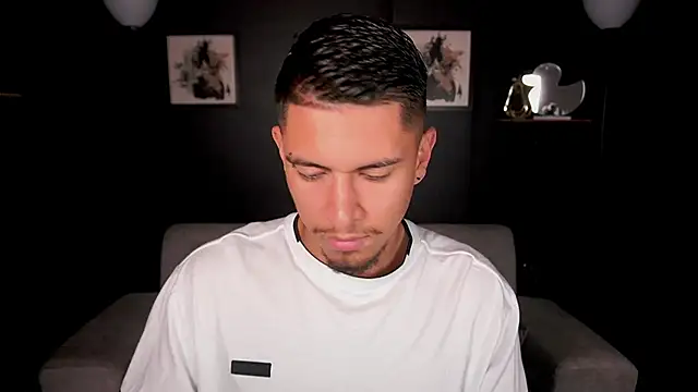 Aaronfox x online show from September 9, 2025, 10:59 am