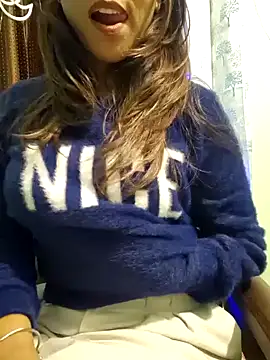 Snapshot of MIss-Naina chatting on December 25, 2024, 9:56 am MIss-Naina online show from December 25, 2024, 9:56 am