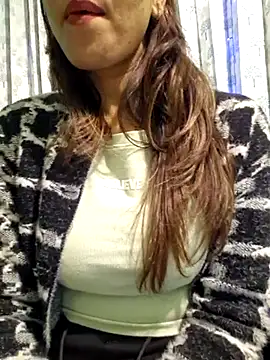 Snapshot of MIss-Naina chatting on January 4, 2025, 1:21 pm MIss-Naina online show from January 4, 2025, 1:21 pm