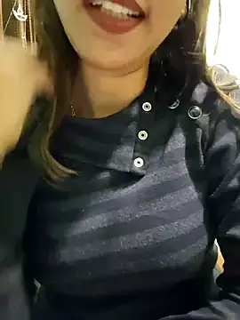 Snapshot of MIss-Naina chatting on January 26, 2025, 2:45 am MIss-Naina online show from January 26, 2025, 2:45 am