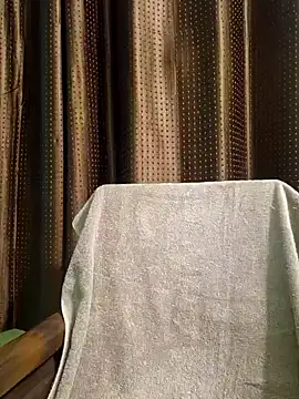 Snapshot of MIss-Naina chatting on February 1, 2025, 10:23 pm MIss-Naina online show from February 1, 2025, 10:23 pm