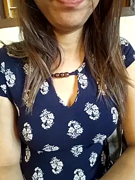 Snapshot of MIss-Naina chatting on March 20, 2025, 2:29 am MIss-Naina online show from March 20, 2025, 2:29 am