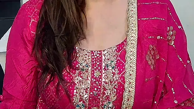 Snapshot of MIss-Naina chatting on October 27, 2025, 7:23 am MIss-Naina online show from October 27, 2025, 7:23 am