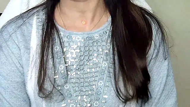 Snapshot of MIss-Naina chatting on February 2, 2026, 8:13 am MIss-Naina online show from February 2, 2026, 8:13 am