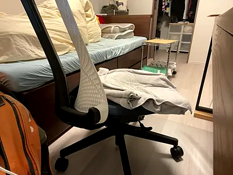 Snapshot of loinclothgay chatting on December 4, 2024, 10:41 pm loinclothgay online show from December 4, 2024, 10:41 pm