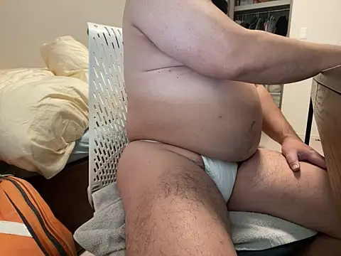 Snapshot of loinclothgay chatting on January 26, 2025, 11:08 pm loinclothgay online show from January 26, 2025, 11:08 pm