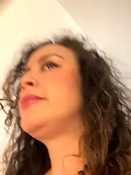 Elizabeth Dupont online show from September 29, 2025, 11:48 am