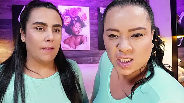 Snapshot of DanyAndAlexa chatting on January 17, 2026, 12:32 pm DanyAndAlexa online show from January 17, 2026, 12:32 pm